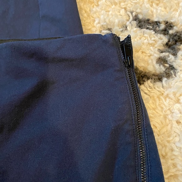 Everlane the side-zip stretch cotton pant in navy pointe, work pants - Picture 4 of 5